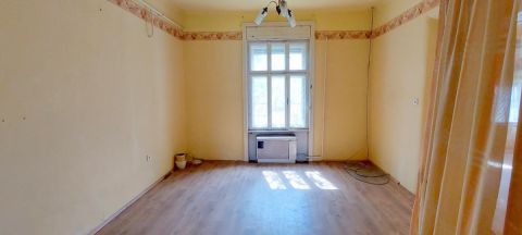 Eladó Ház 5553 Kondoros Régi vasútállomás közelében, 2 generációs családi ház