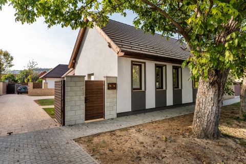 Eladó Ház 7100 Szekszárd 
