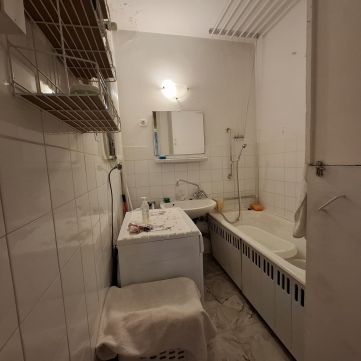 Eladó Lakás 2310 Szigetszentmiklós Ingatlan előtt