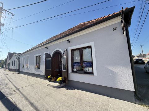 Eladó Vendéglátás 9011 Győr 