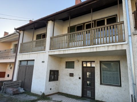 Eladó Ház 2651 Rétság , Nagyparkoló